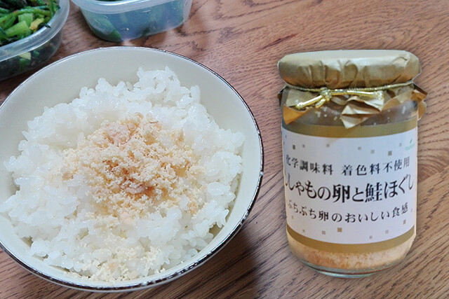 ツルヤオリジナル　ししゃもの卵と鮭ほぐし